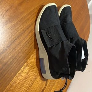 Fear of God Moccasin Black Women’s Size 9